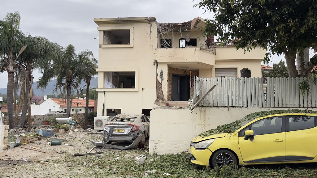 حزب الله يؤكد استمرار الهجمات على إسرائيل رغم الهدنة