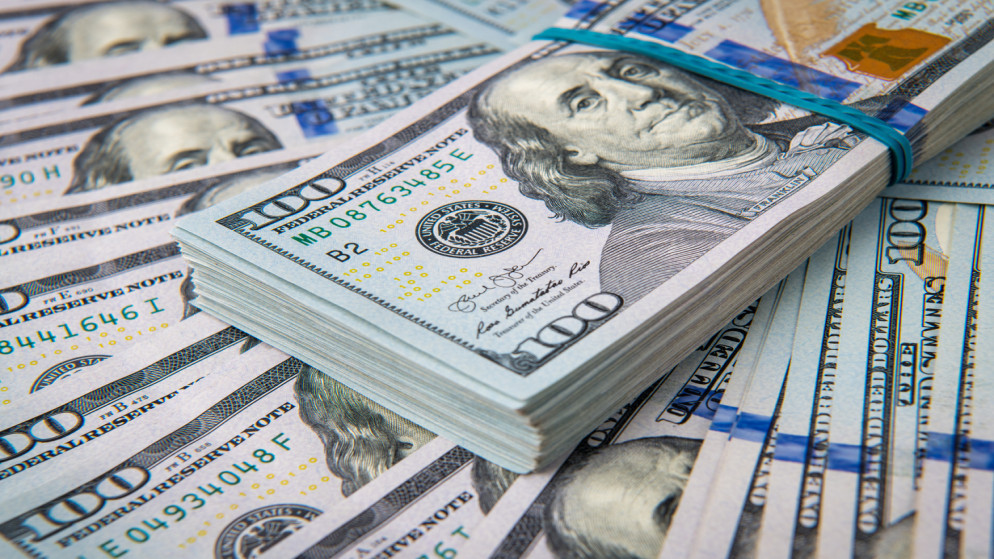 ارتفاع الدولار كملاذ آمن بعد تعثر محادثات السلام بين واشنطن وطهران