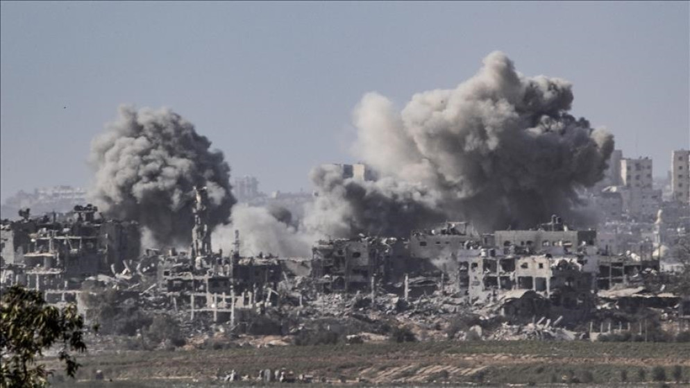 استشهاد 10 فلسطينيين بينهم طفل جراء غارات إسرائيلية على غزة