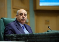 القاضي يهنئ العمال بعيدهم ويشيد بعطائهم في مسيرة البناء الوطني
