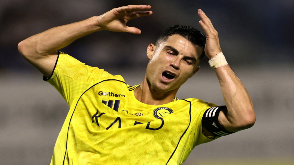 النصر يسعى لتعزيز الصدارة في الدوري السعودي أمام الشباب
